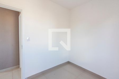 Quarto de apartamento para alugar com 2 quartos, 54m² em Nova Uberlândia, Uberlândia