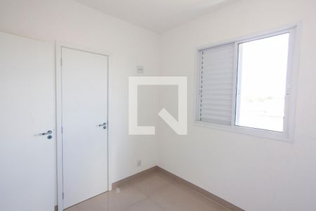 Quarto de apartamento para alugar com 2 quartos, 54m² em Nova Uberlândia, Uberlândia