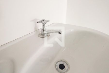 Banheiro de kitnet/studio à venda com 1 quarto, 56m² em Chácara Seis de Outubro, São Paulo