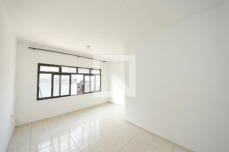 Sala de casa à venda com 7 quartos, 210m² em Vila Ivone, São Paulo