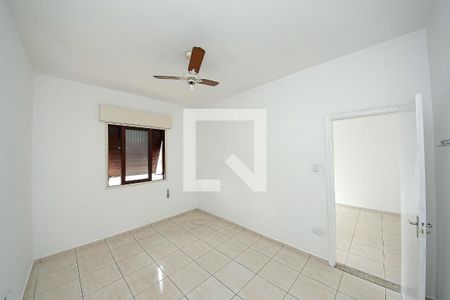 Quarto 1 de casa à venda com 7 quartos, 210m² em Vila Ivone, São Paulo