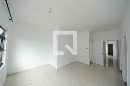 Sala de casa à venda com 7 quartos, 210m² em Vila Ivone, São Paulo