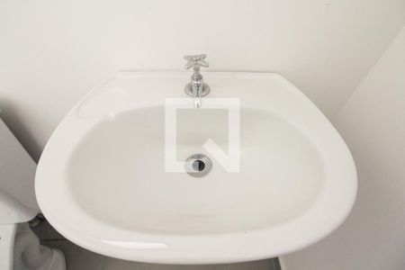 Banheiro de kitnet/studio à venda com 1 quarto, 95m² em Chácara Seis de Outubro, São Paulo