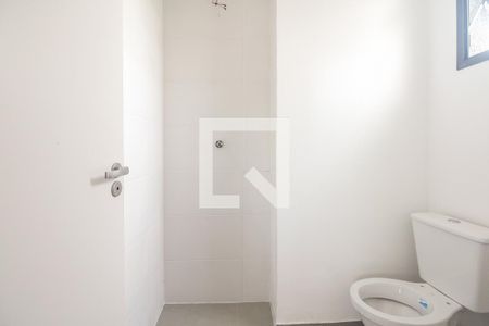 Banheiro de kitnet/studio à venda com 1 quarto, 95m² em Chácara Seis de Outubro, São Paulo