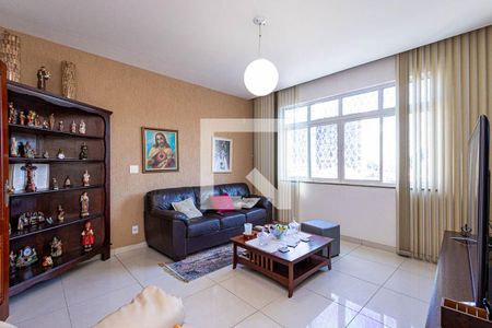 Sala de casa à venda com 3 quartos, 269m² em Fátima, Niterói