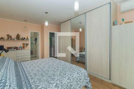 Quarto de casa à venda com 4 quartos, 330m² em Espírito Santo, Porto Alegre