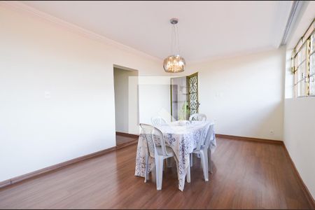 Sala jantar de casa para alugar com 5 quartos, 400m² em Sagrada Família, Belo Horizonte