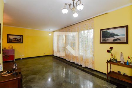Sala de casa para alugar com 4 quartos, 300m² em Cidade Maia, Guarulhos