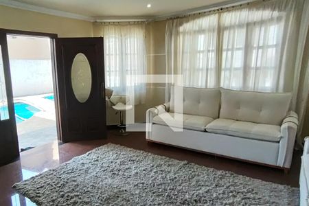 Sala de casa de condomínio para alugar com 5 quartos, 722m² em Taquara, Rio de Janeiro