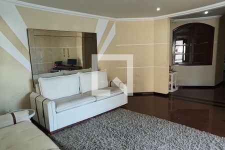 Sala de casa de condomínio para alugar com 5 quartos, 722m² em Taquara, Rio de Janeiro