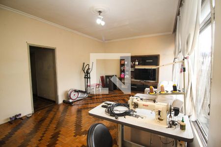 Sala de casa à venda com 4 quartos, 280m² em Glória, Porto Alegre