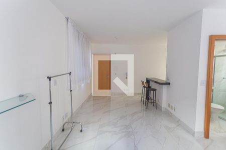 Sala/Quarto de apartamento à venda com 1 quarto, 48m² em São Pedro, Belo Horizonte