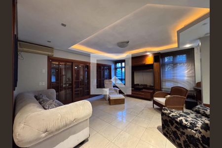 Sala de casa à venda com 4 quartos, 460m² em Padre Reus, São Leopoldo