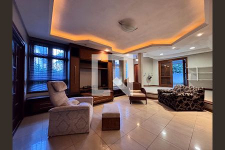 Sala de casa à venda com 4 quartos, 460m² em Padre Reus, São Leopoldo