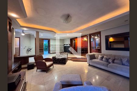 Sala de casa à venda com 4 quartos, 460m² em Padre Reus, São Leopoldo