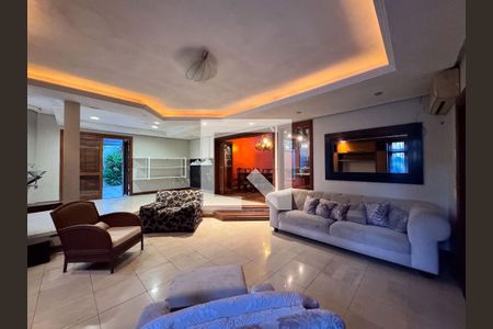 Sala de casa à venda com 4 quartos, 460m² em Padre Reus, São Leopoldo