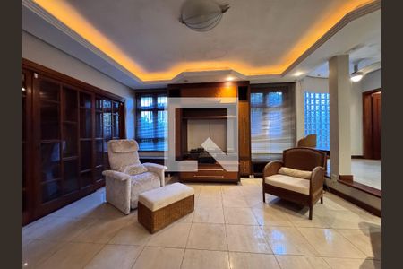 Sala de casa à venda com 4 quartos, 460m² em Padre Reus, São Leopoldo