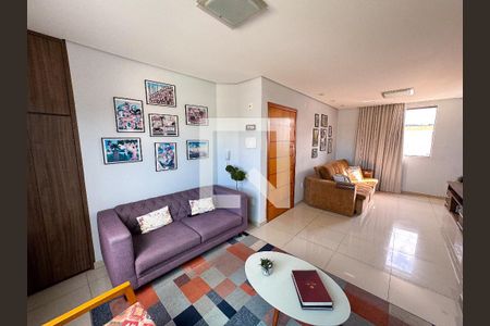 Sala de apartamento à venda com 3 quartos, 134m² em Riacho das Pedras, Contagem