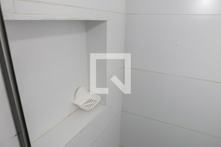 Banheiro de kitnet/studio para alugar com 1 quarto, 25m² em Lapa, São Paulo