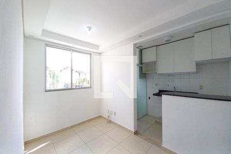 Sala de apartamento à venda com 2 quartos, 47m² em Vila Carminha, Campinas