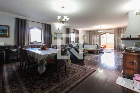 Sala 1 de casa à venda com 4 quartos, 858m² em Vila Jacuí, São Paulo