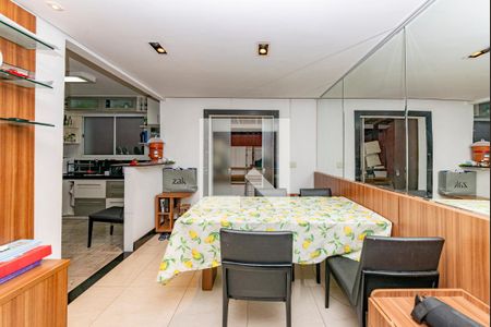 Sala de casa de condomínio à venda com 4 quartos, 176m² em Buritis, Belo Horizonte