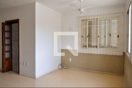 Sala de casa para alugar com 4 quartos, 249m² em Teresópolis, Porto Alegre