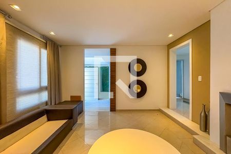 Sala de casa de condomínio à venda com 3 quartos, 342m² em Centro, São Bernardo do Campo