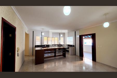 Sala/Cozinha de casa à venda com 2 quartos, 270m² em Vila Municipal, Jundiaí