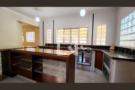 Sala/Cozinha de casa à venda com 2 quartos, 270m² em Vila Municipal, Jundiaí