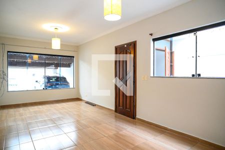 Sala de casa à venda com 4 quartos, 220m² em Vila das Merces, São Paulo