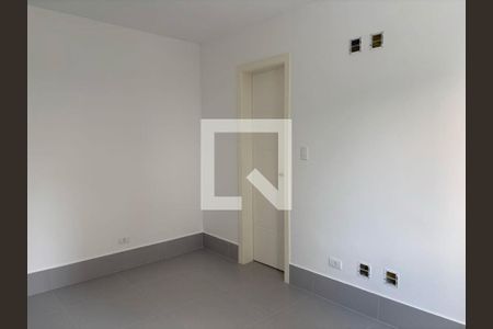 Foto 16 de casa à venda com 3 quartos, 220m² em Vila da Saúde, São Paulo