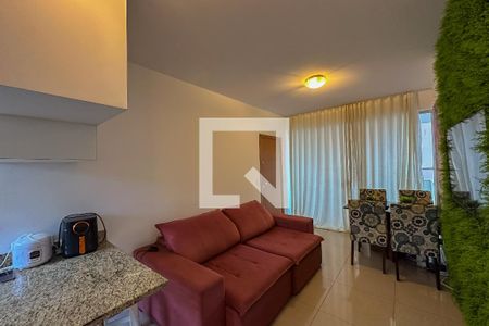 Sala de apartamento à venda com 2 quartos, 68m² em Vila Amaral, Belo Horizonte