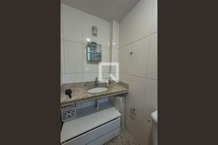 Banheiro da Suíte de apartamento à venda com 2 quartos, 68m² em Vila Amaral, Belo Horizonte