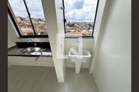 Cozinha de apartamento à venda com 2 quartos, 112m² em Cardoso, Belo Horizonte