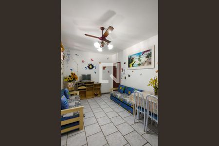 Sala de apartamento para alugar com 1 quarto, 40m² em Cidade Ocian, Praia Grande