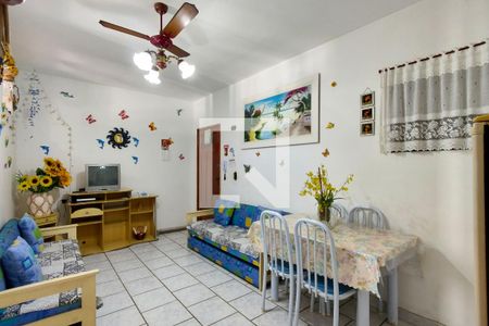 Sala de apartamento para alugar com 1 quarto, 40m² em Cidade Ocian, Praia Grande