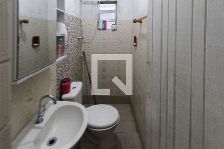 Banheiro de casa à venda com 1 quarto, 221m² em Jardim Dona Sinha, São Paulo