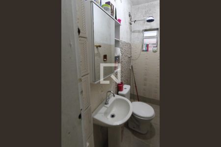 Banheiro de casa à venda com 1 quarto, 221m² em Jardim Dona Sinha, São Paulo