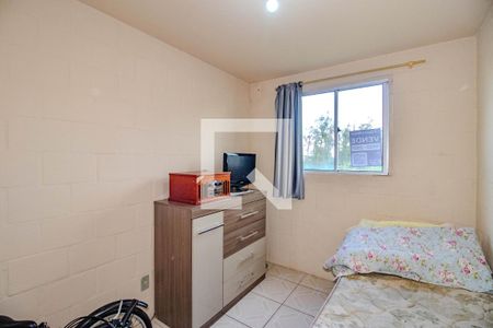 Quarto 1 de apartamento para alugar com 2 quartos, 56m² em Mário Quintana, Porto Alegre