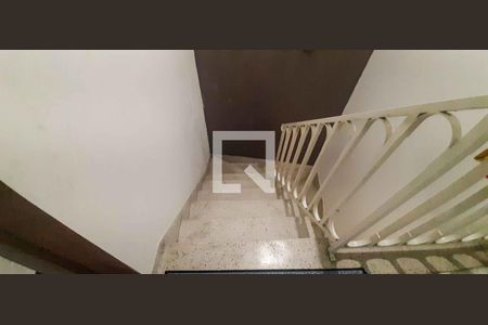 Casa 1 - Acesso aos quartos de casa à venda com 5 quartos, 180m² em Vila Yolanda, Osasco