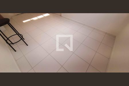 Sala de apartamento para alugar com 1 quarto, 27m² em Metalúrgicos, Osasco