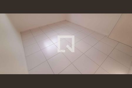 Suíte de apartamento para alugar com 1 quarto, 27m² em Metalúrgicos, Osasco