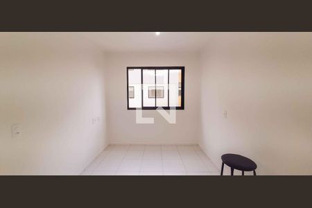 Sala de apartamento para alugar com 1 quarto, 27m² em Metalúrgicos, Osasco