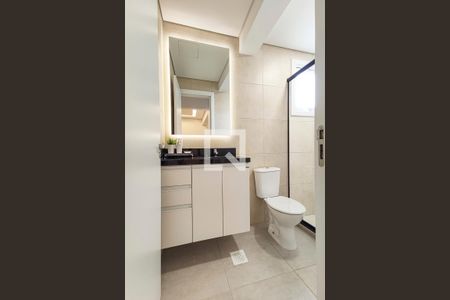 Banheiro de apartamento à venda com 1 quarto, 60m² em Ideal, Novo Hamburgo