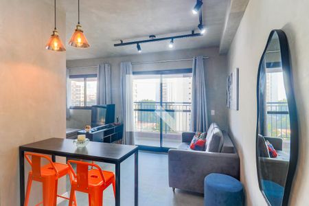 Sala de kitnet/studio para alugar com 1 quarto, 35m² em Campo Belo, São Paulo