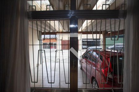 Vista de casa para alugar com 3 quartos, 300m² em Taboão, Diadema