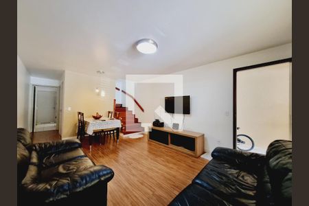 Sala de casa à venda com 3 quartos, 134m² em Jardim Santos Dumont, São Paulo