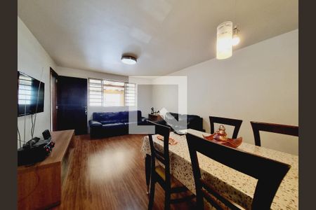 Sala de casa à venda com 3 quartos, 134m² em Jardim Santos Dumont, São Paulo