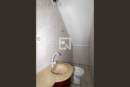 Lavabo de casa à venda com 3 quartos, 141m² em Jardim Cocaia, Guarulhos
